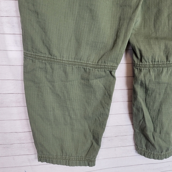 LOFT OLIVE KHAKI GREEN CARGO CAPRIS, SZ 12 - Picture 10 of 16